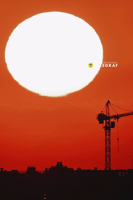 Рассвет над Киевом 5 апреля