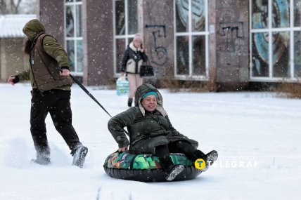 Первый снег в Харькове 2025