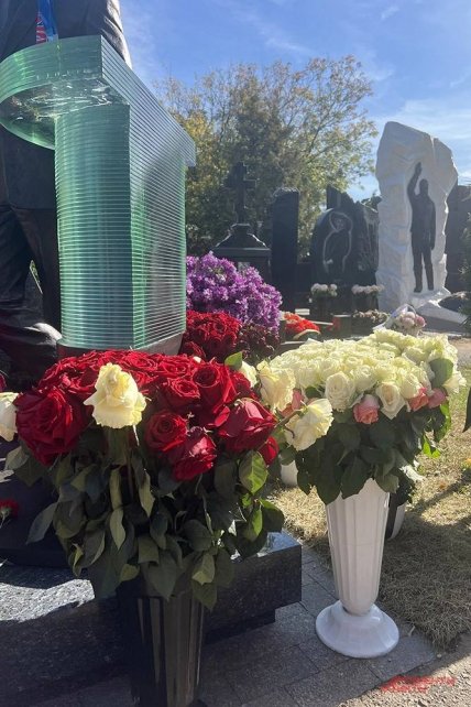 Масляков памятник