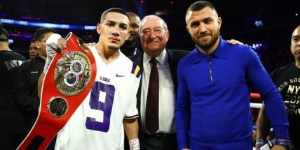 Василий Ломаченко и Боб Арум