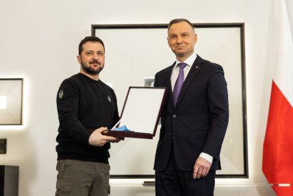 Дуда вручив Зеленському орден Білого орла у 2023 році