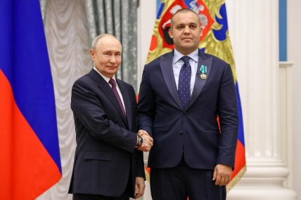 Умар Кремльов і Володимир Путін