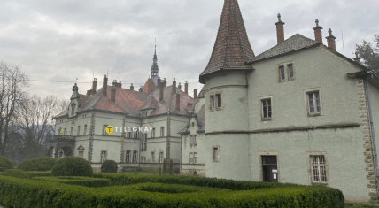 Палац Шенборнів ззовні