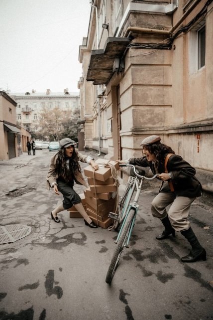 Сестры Деби