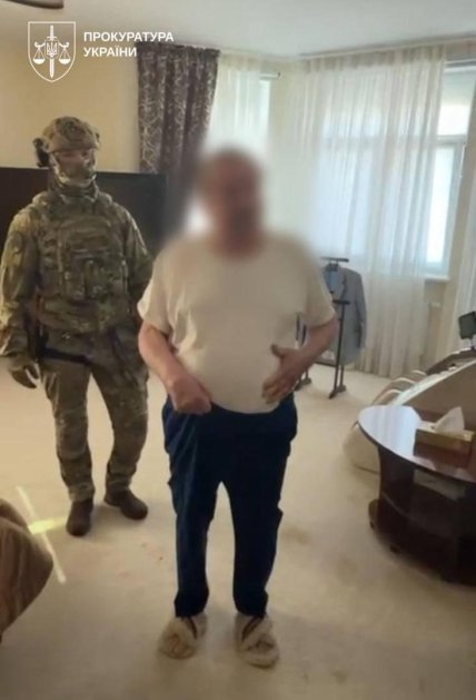 Вероятно, проходили обыски у Поплавского