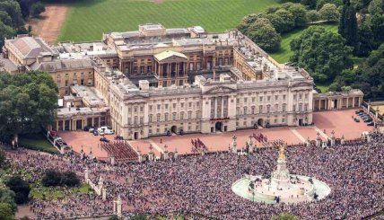 Букингемский дворец