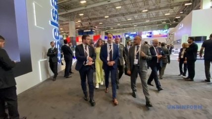 Денис Шарапов на Международной оборонной выставке IDEF-2023 в Стамбуле