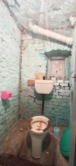 Квартира с туалетом на улице