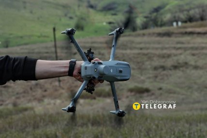 Квадрокоптер Matrice 4