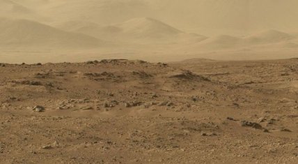 Марсоход Curiosity сделал панорамное фото Марса