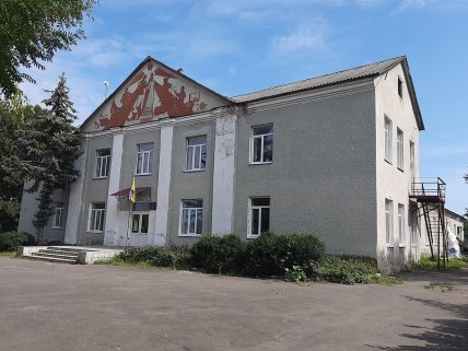 Де народився художник Іван Марчук