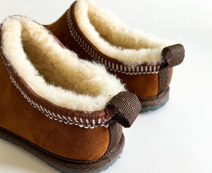 Почему зимняя обувь из меха не греет