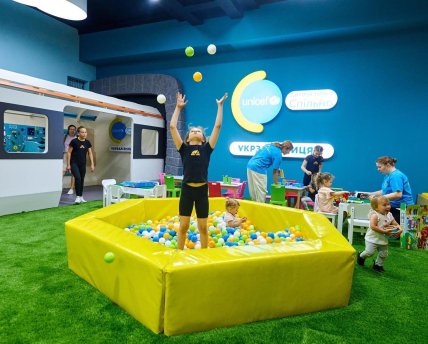 Iron Land — найбільша дитяча точка «Спільно» на головному вокзалі країни