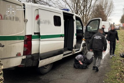 Инкассаторы перевозили уклонистов — как выглядело их авто