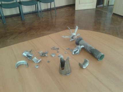 Станицу Луганскую обстреляли, есть прямые попадания в дома