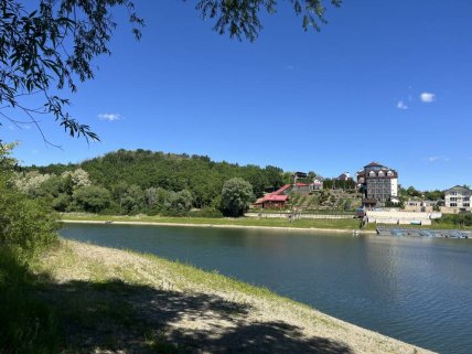 Базы отдыха в Старой Ушице