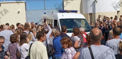 Родственники и близкие задержанных