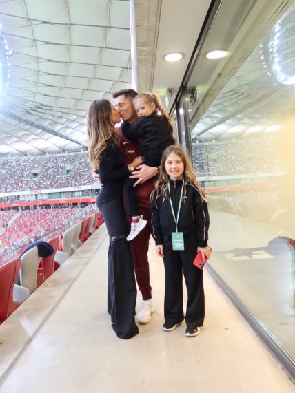 Роберт Левандовскі із сім’єю