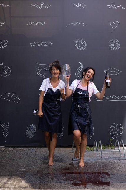 Сестры Деби