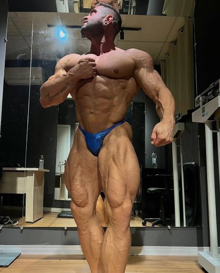 Каду Сантос був успішним бодібілдером