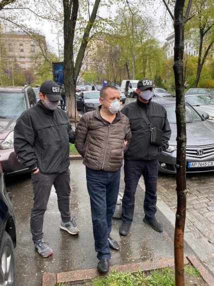 Задержание якобы посредника Николая Поворозника