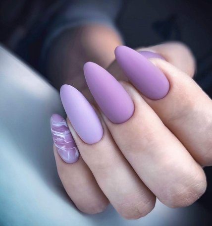 Модный маникюр на осень 2022