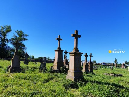 польское кладбище в Струсове фото