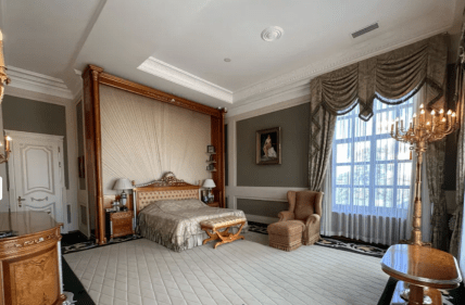 Спальня в доме за 9 млн долларов в Одессе