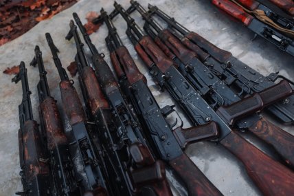 Фото вилученої зброї незаконної Національна поліція України