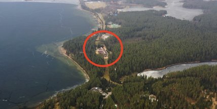 Резиденція "Довгі Бороди" на озері Ужин