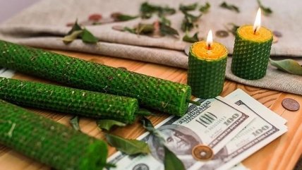 свічки гроші
