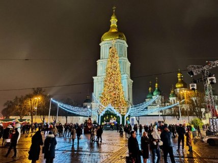 Новорічна ялинка 2019-2020