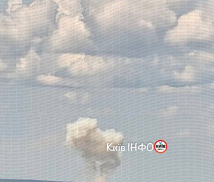 Россия ударила по Киеву 24.07.2026, дым на месте попадания