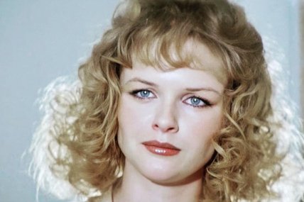 Александра Яковлева