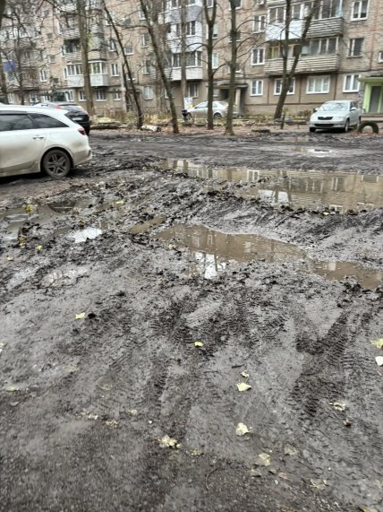 Типовий двір в Воронежі