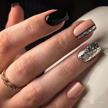 осінній манікюр з глітером