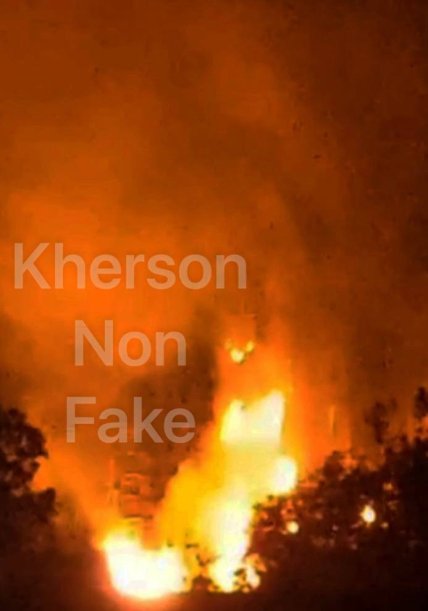 В Херсоне горят многоэтажки