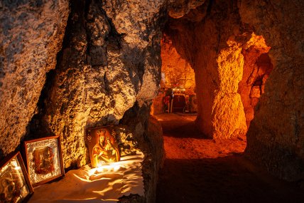 Подземелье Свято-Троицкого женского монастыря в Сатанове