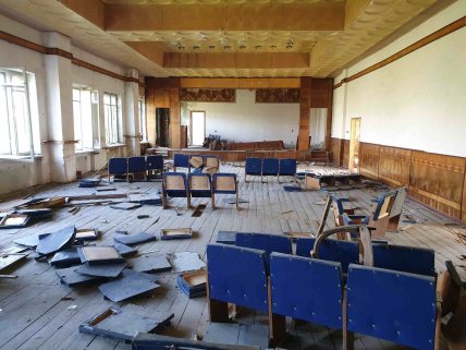 Теребовлянська фабрика ялинкових прикрас