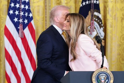 Мелания Трамп Дональд