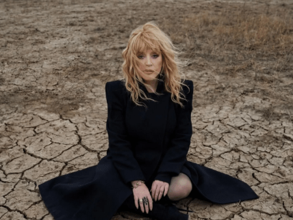 Алла Пугачева новая песня "Давай просто жить"