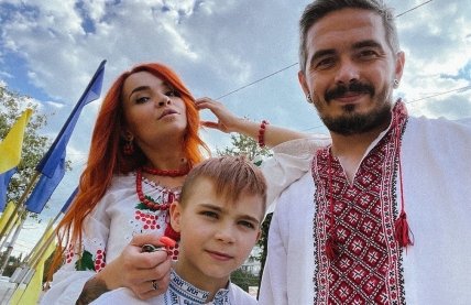 Фото Анастасія Васильченко та усиновлені діти