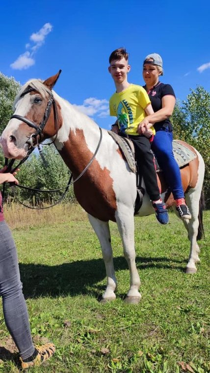 Олег Сергачов у центрі фізичної реабілітації