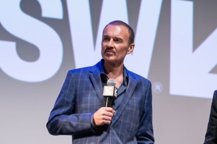 Джулиан Макмэхон