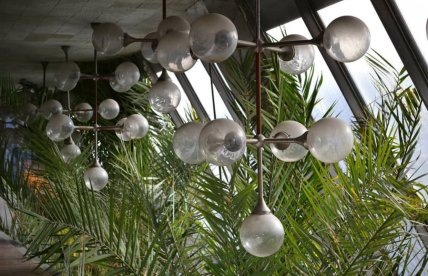 Люстри-молекули в КПІ, 20 корпус