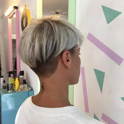 Трендовые стрижки 2023 года -  стрижки с открытой затылочной частью