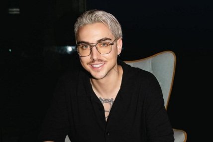 Певец Меловин