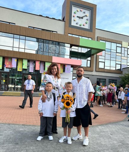 Як виглядає дружина та діти Дмитра Монатіка