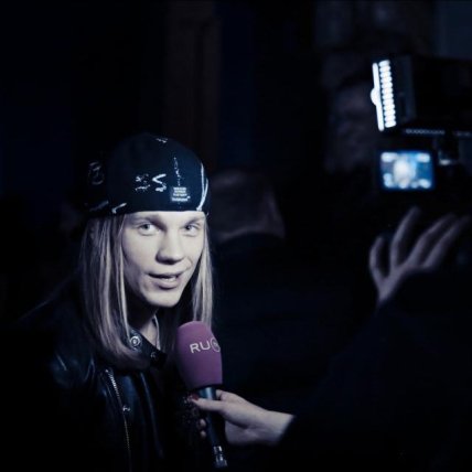 Едуард Романюта в юності