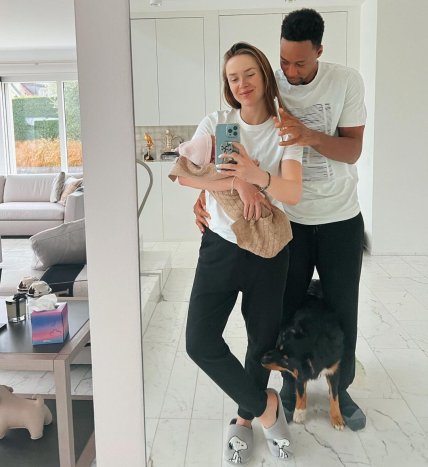 Элина Свитолина с мужем и дочерью